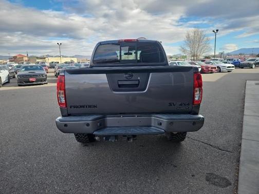 2021 Nissan Frontier SV