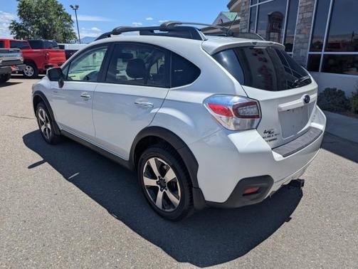 Satin White Pearl 2014 Subaru XV Crosstrek Hybrid 2.0i Hybrid Touring