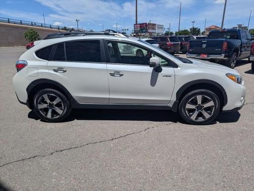 Satin White Pearl 2014 Subaru XV Crosstrek Hybrid 2.0i Hybrid Touring