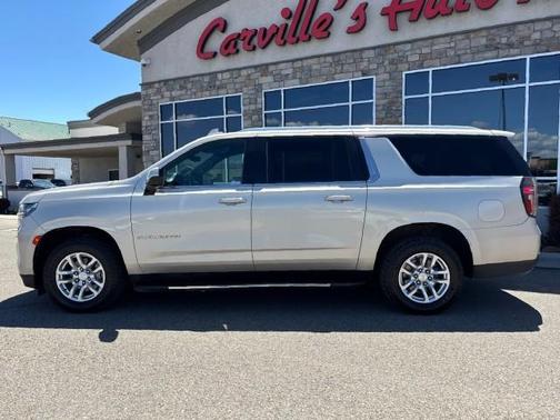 2022 Chevrolet Suburban LS