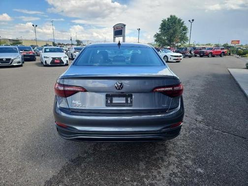 2022 Volkswagen Jetta 1.5T SE