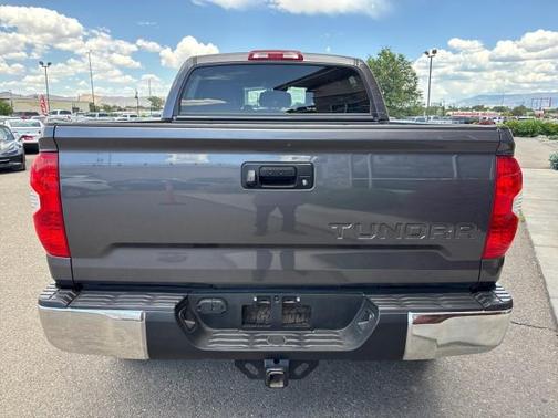 2018 Toyota Tundra SR5