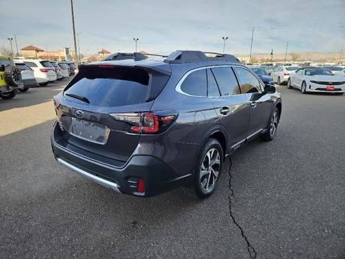 2021 Subaru Outback Touring XT