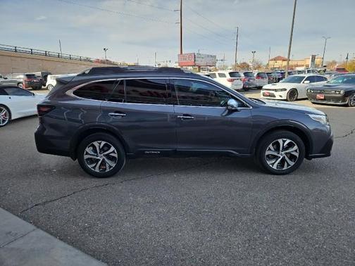 2021 Subaru Outback Touring XT