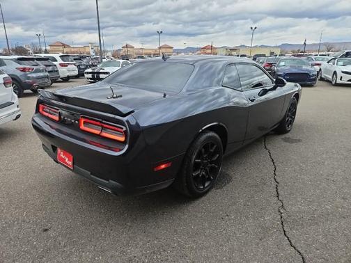 2017 Dodge Challenger GT