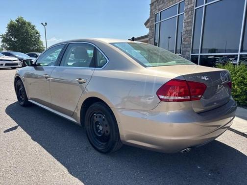 2015 Volkswagen Passat 2.0L TDI DSG SE w/Sunroof
