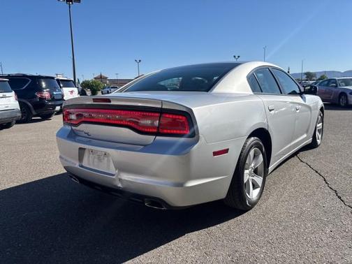 2012 Dodge Charger SE