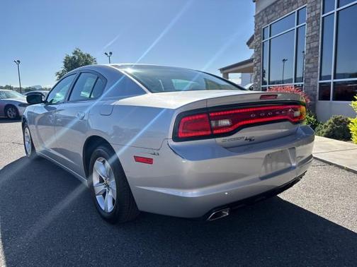2012 Dodge Charger SE