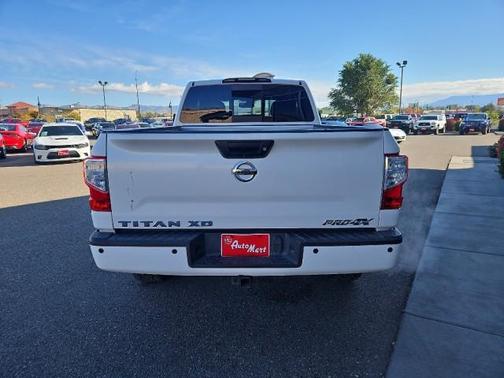 2017 Nissan Titan XD SV