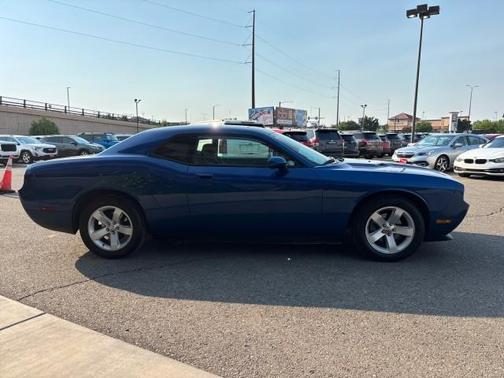 2010 Dodge Challenger SE