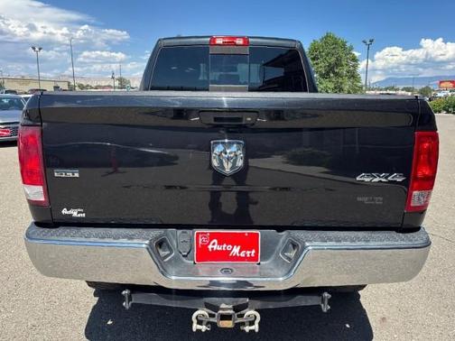 2016 RAM 1500 SLT