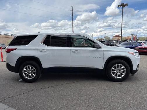 2021 Chevrolet Traverse LS