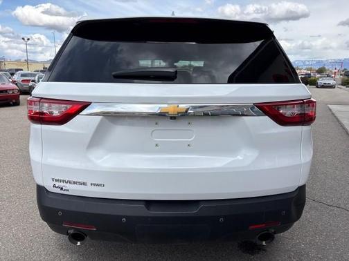 2021 Chevrolet Traverse LS