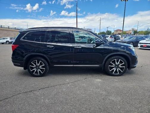 2020 Honda Pilot Touring 8-Passenger