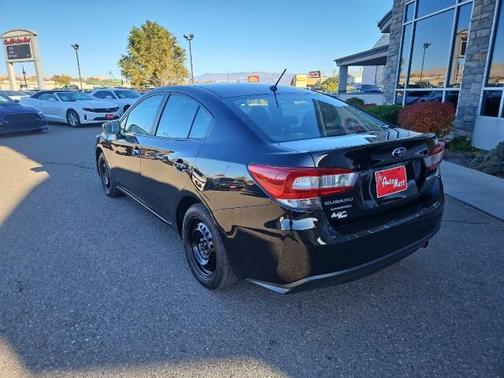 2022 Subaru Impreza Base