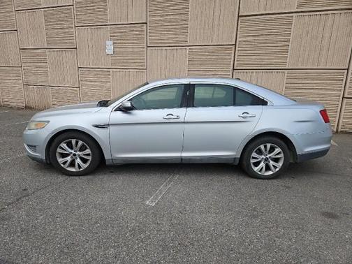 2011 Ford Taurus SEL