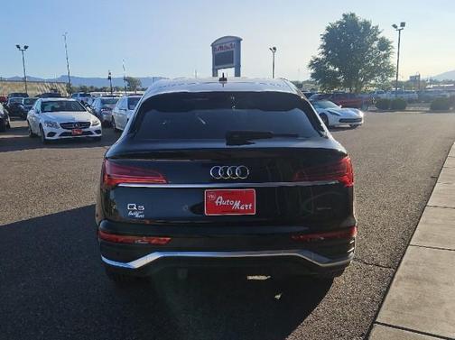 2022 Audi Q5 45 S line quattro Premium