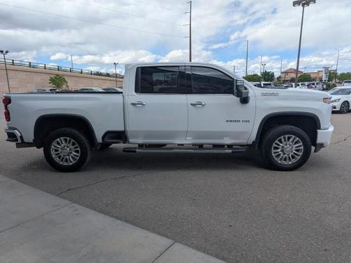 Mosaic Black Metallic 2022 Chevrolet Silverado 3500 High Country
