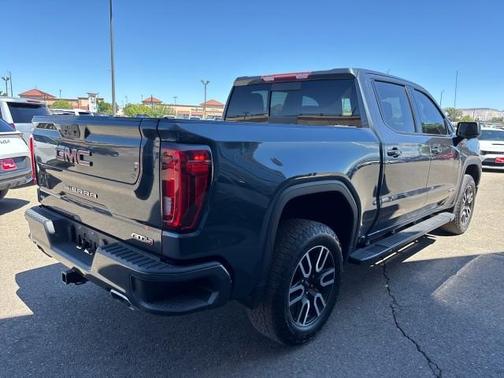 2022 GMC Sierra 1500 Limited AT4