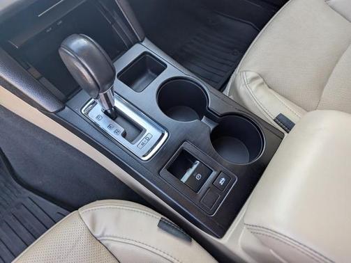 Tungsten Metallic 2016 Subaru Legacy 2.5i Limited