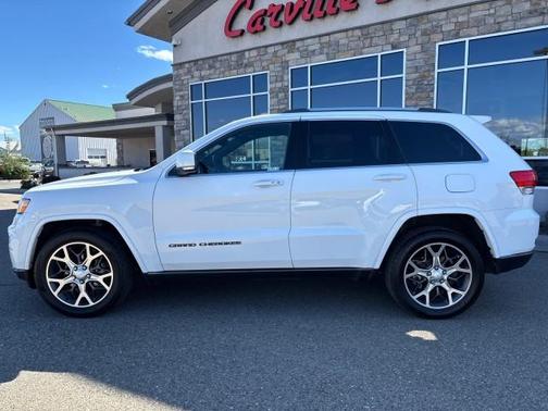 2018 Jeep Grand Cherokee Sterling Edition