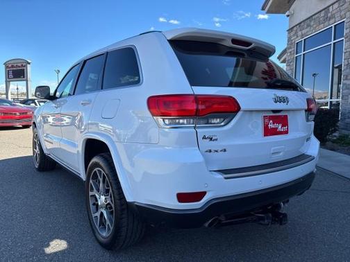 2018 Jeep Grand Cherokee Sterling Edition