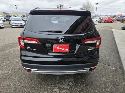 2020 Honda Pilot Touring 8-Passenger