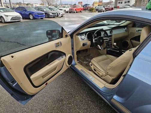 2006 Ford Mustang V6