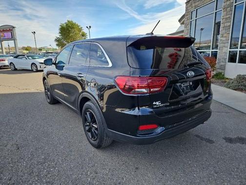 2019 Kia Sorento L
