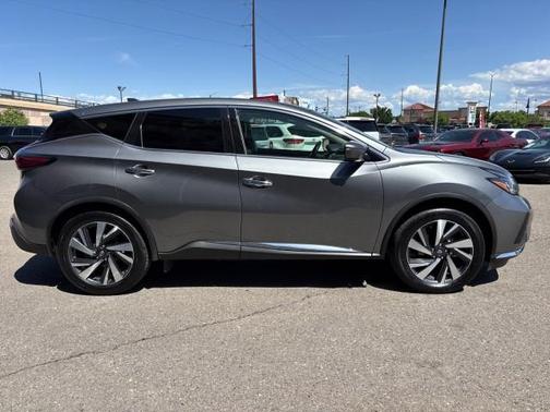 2023 Nissan Murano SL