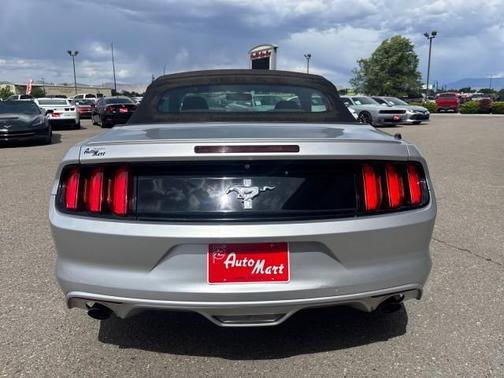 2015 Ford Mustang V6
