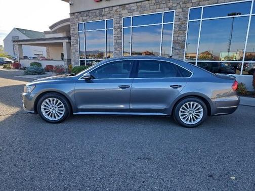 2017 Volkswagen Passat 1.8T SE