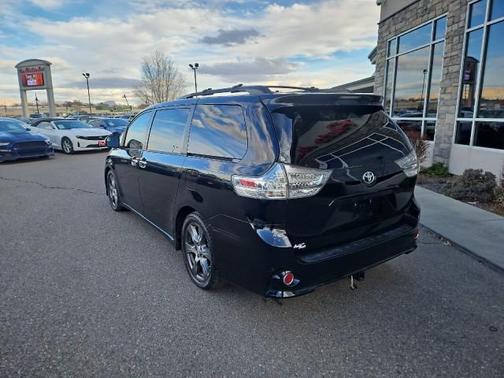 2017 Toyota Sienna SE