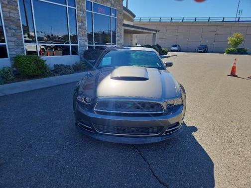 2013 Ford Mustang V6