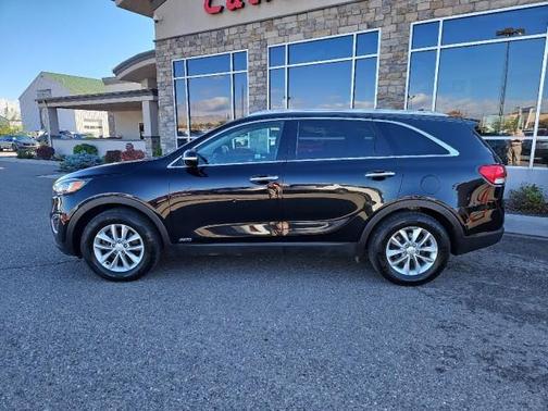 2018 Kia Sorento LX