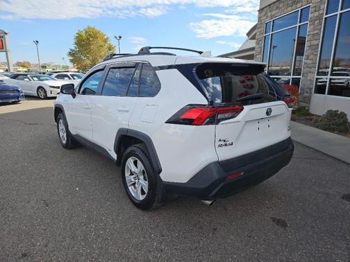 2019 Toyota RAV4 Hybrid XLE