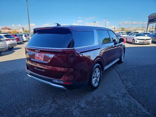 2022 Kia Carnival LXS