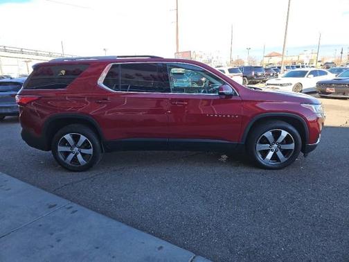 2018 Chevrolet Traverse LT Leather