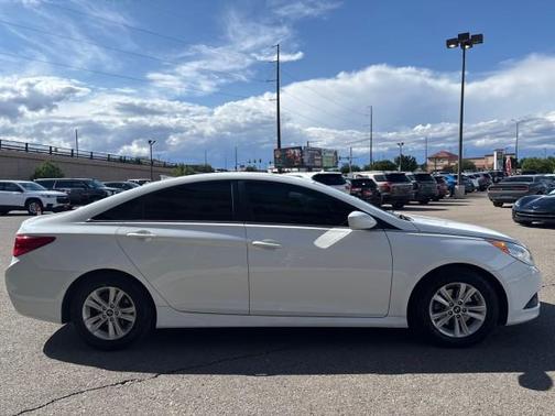 2014 Hyundai SONATA GLS