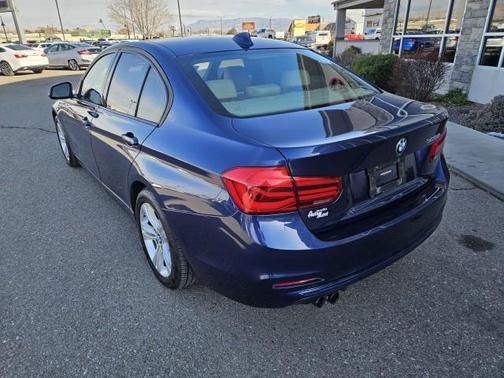 2016 BMW 328 i