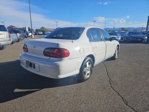 2005 Chevrolet Classic Base