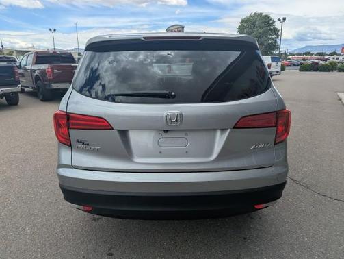 Lunar Silver Metallic 2018 Honda Pilot EX-L