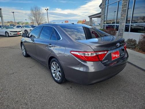 2017 Toyota Camry Hybrid XLE