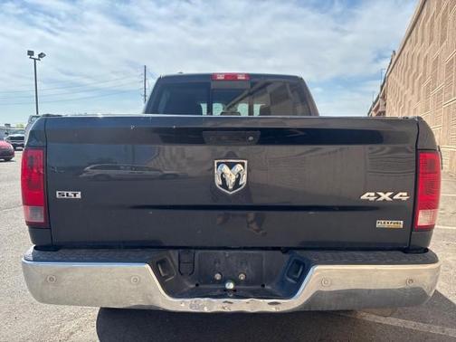2017 RAM 1500 SLT