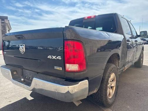 2017 RAM 1500 SLT