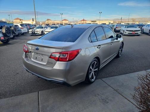 2018 Subaru Legacy 