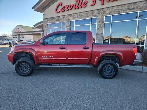 2014 Nissan Titan SV