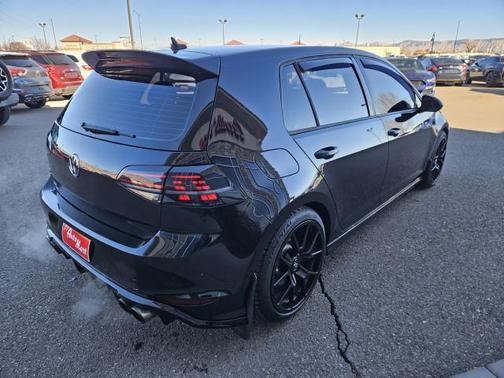 2016 Volkswagen Golf R 4-Door