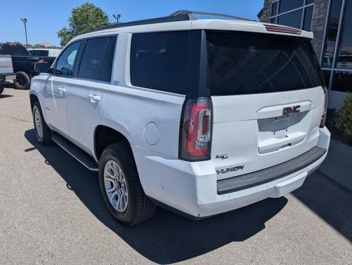 White Frost Tri-Coat 2019 GMC Yukon SLT
