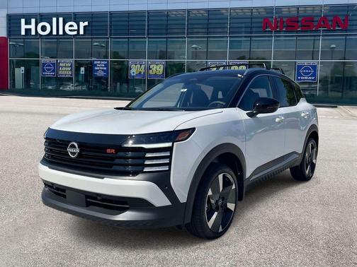 Aspen White Tricoat 2026 Nissan Kicks SR